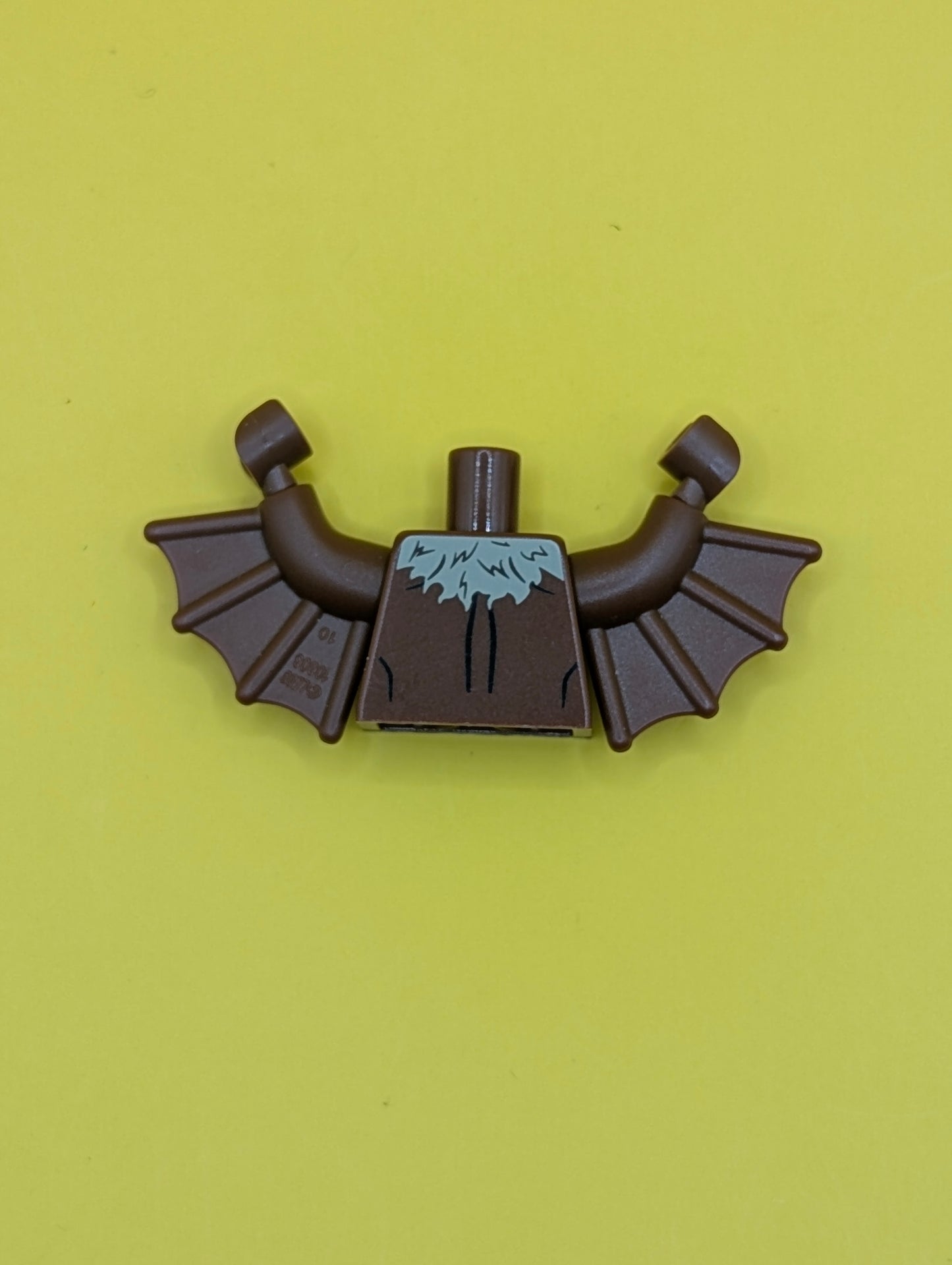Torso Batman Bat with Tan Fur Pattern / Reddish Brown Arms with Wings / Reddish Brown Hands 973pb1644c01 Lego