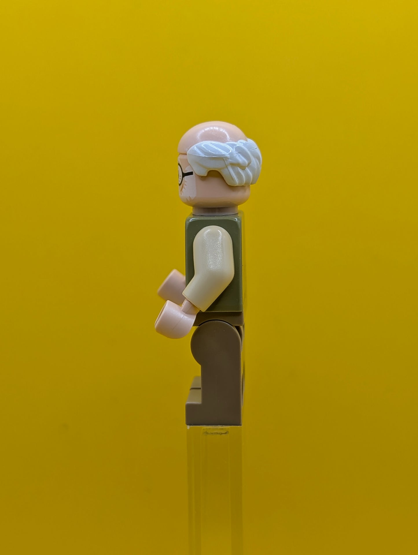 Ernie Prang hp193 Olive Green Vest Knit, Half Bald, Dark Tan Legs Harry Potter Lego Minifigure