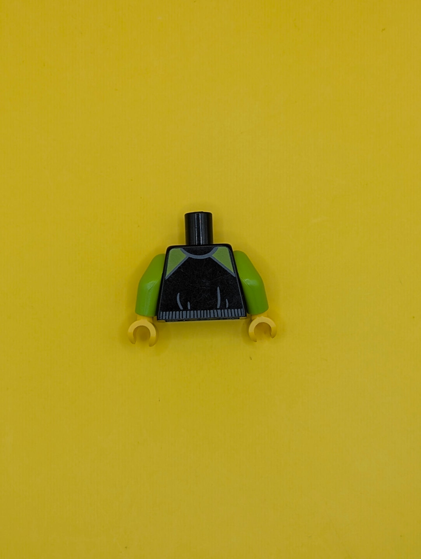 973pb2347c01 Torso Jacket with Dark Bluish Gray Waistband, Lime Shoulders and Pockets, and Silver Zipper Pattern / Lime Arms / Yellow Hands Lego Part
