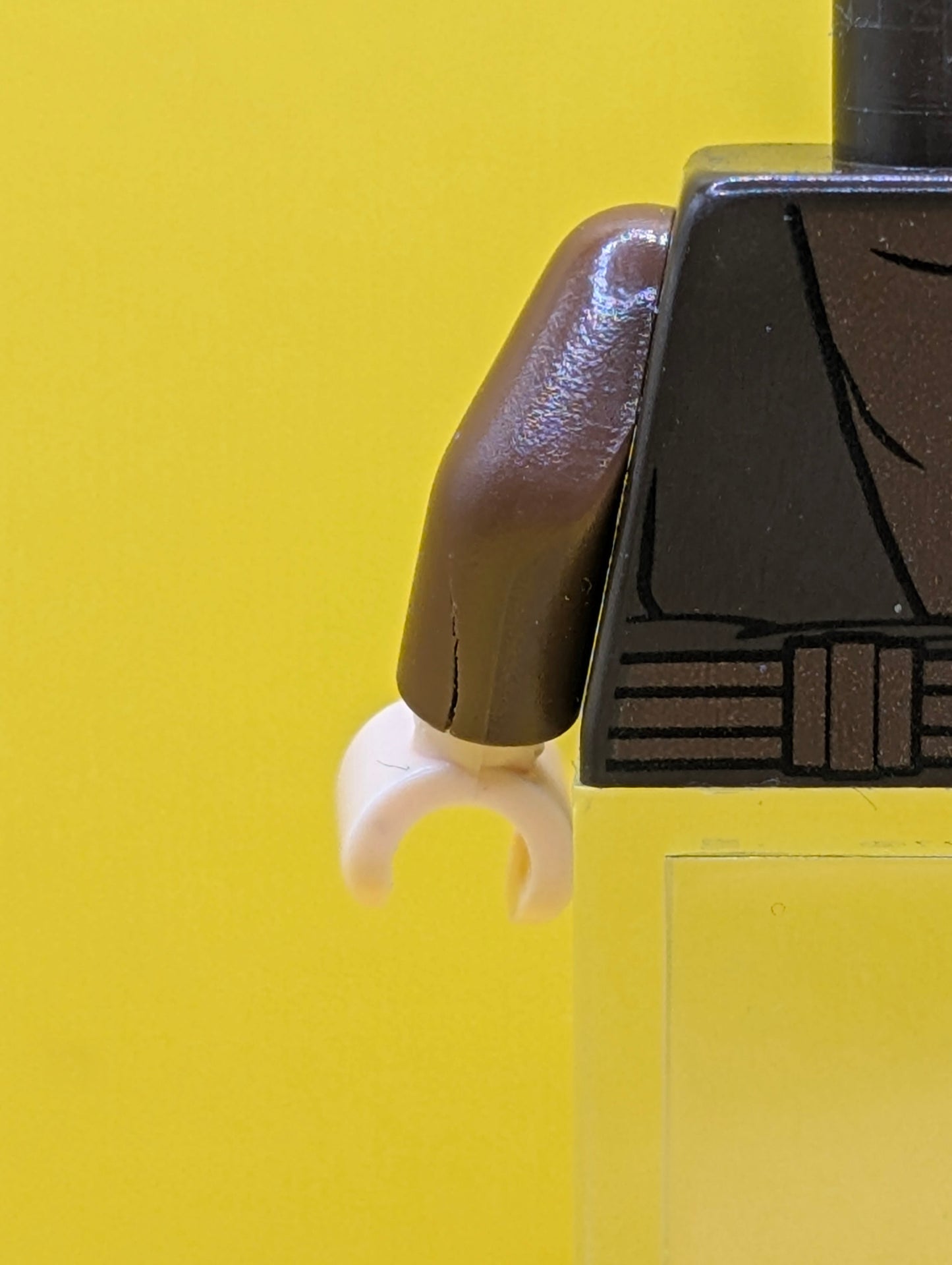 973pb1534c01 Anakin Skywalker Padawan Torso *Crack* Star Wars Lego Part