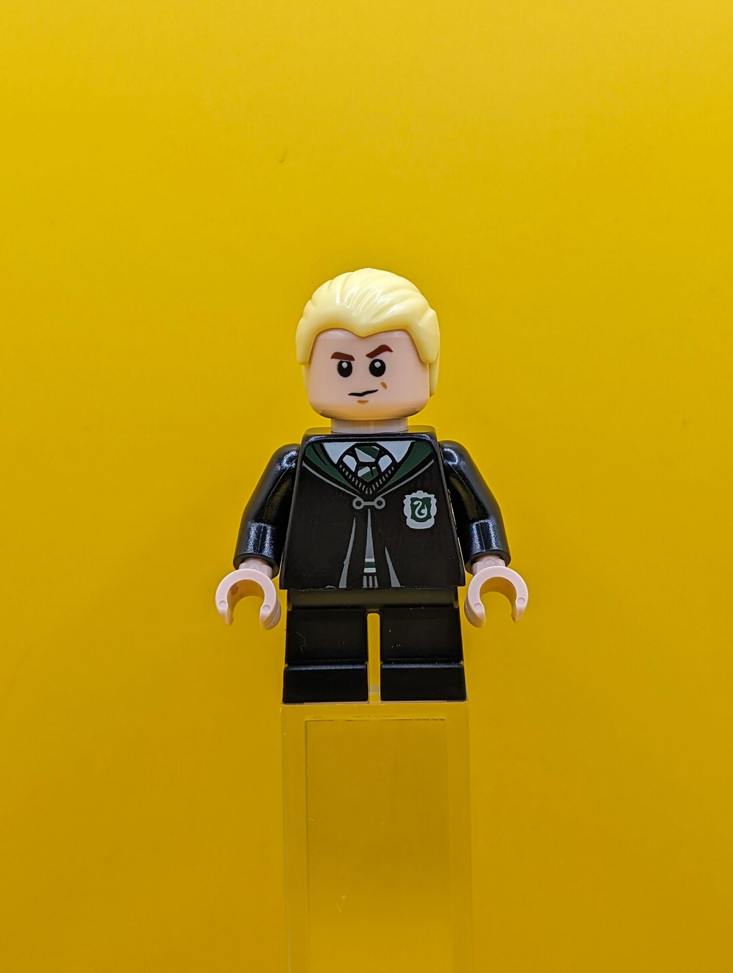 Draco Malfoy hp254 Black Torso Slytherin Robe, Black Short Legs Minifigure Lego