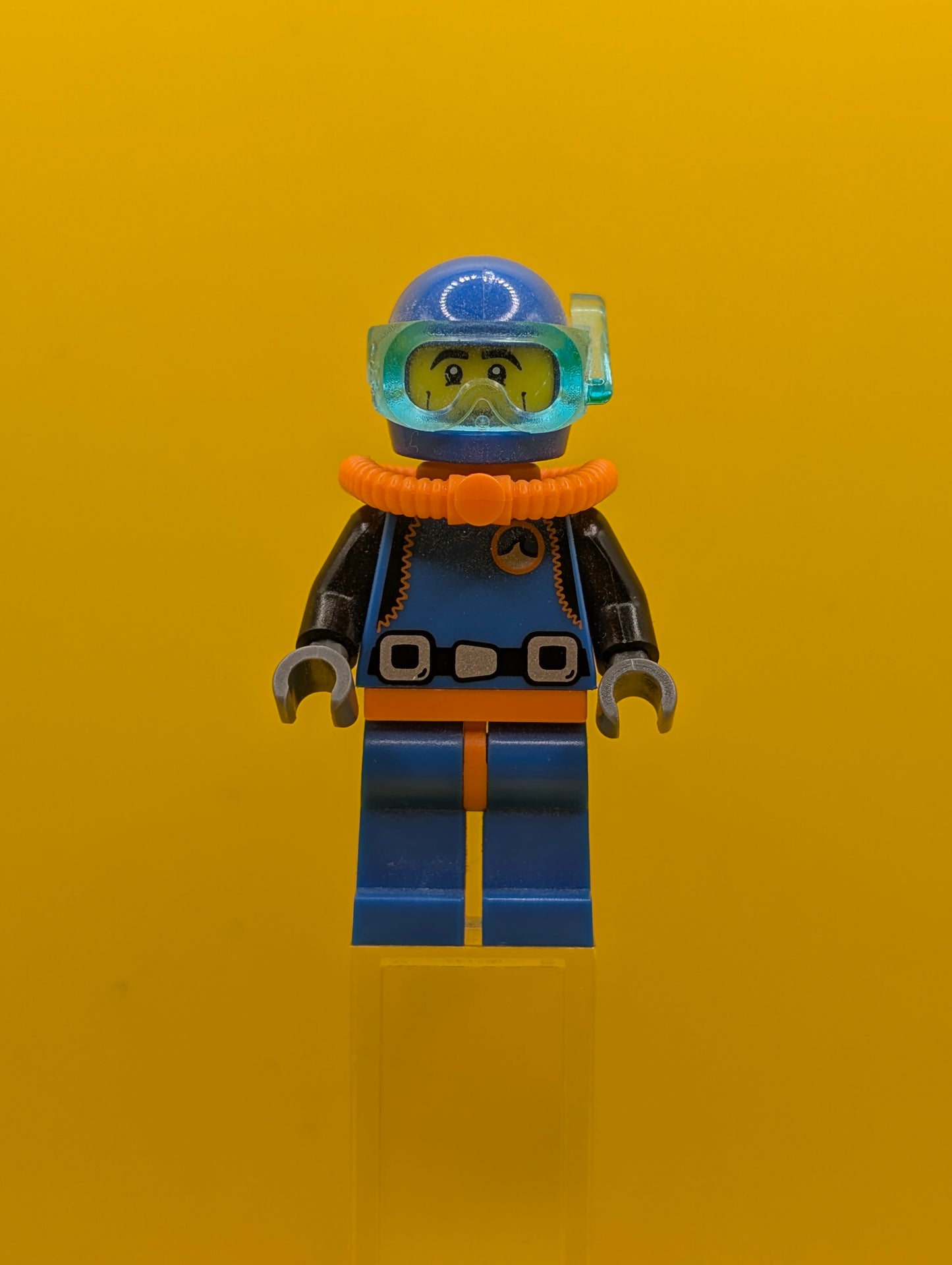 Deep Sea Diver col015 Series 1 (Minifigure Only without Stand and Accessories) Cmf Lego Minifigure