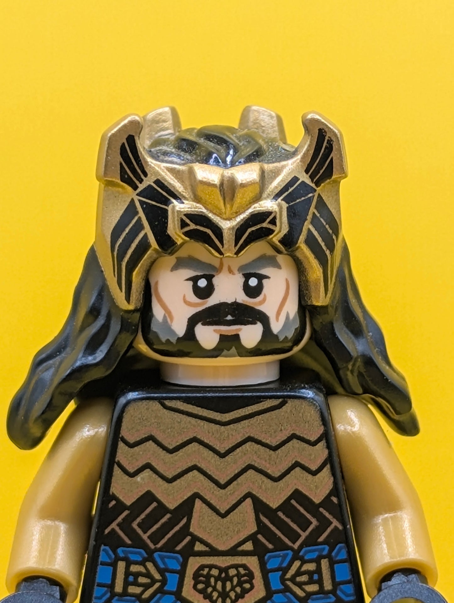 Thorin Oakenshield lor106 Gold Armor and Crown Lord of the Rings Lego Minifigure
