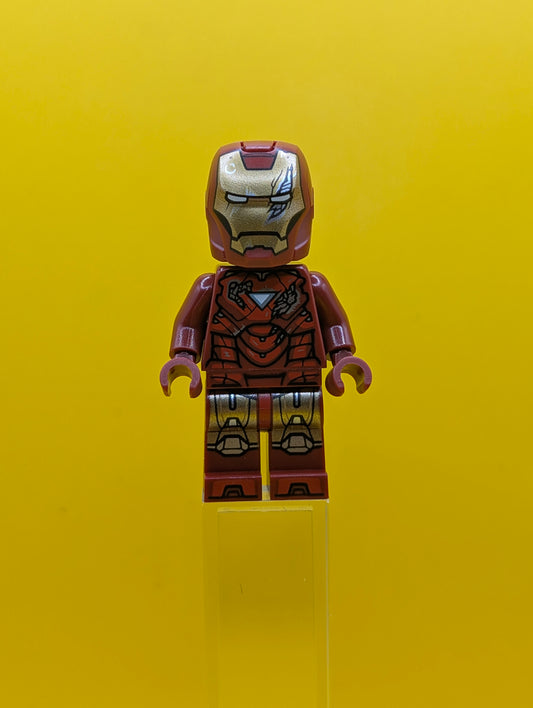 Iron Man sh0923 Mark 6 Armor, Large Helmet Visor, Battle Damage Marvel Lego Minifigure