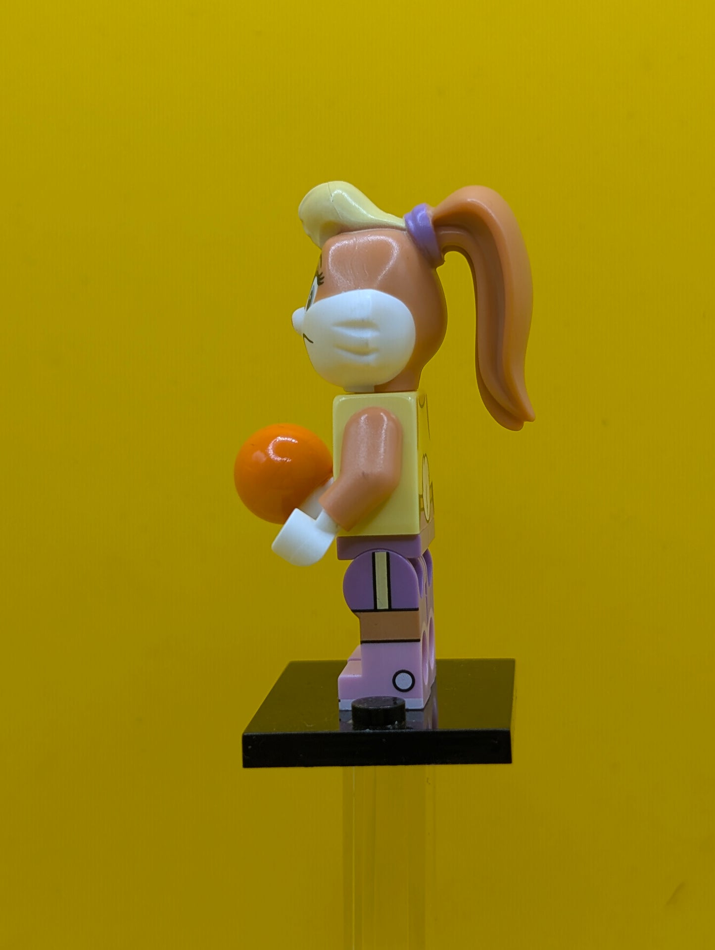 Lola Bunny collt-1 (Complete Set with Stand and Accessories) CMF Lego Minifigure
