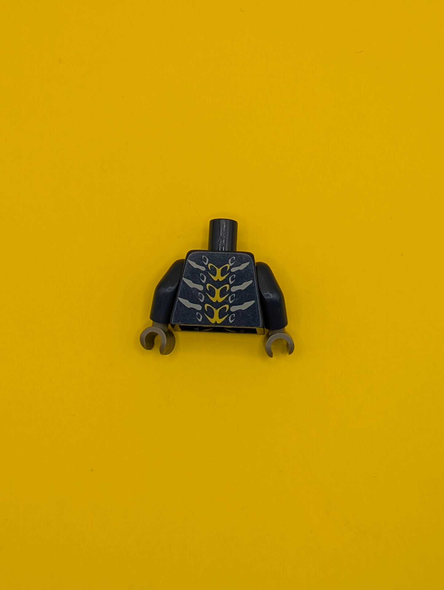 973pb1034c01 Torso Ninjago Snake with Yellow and Light Blue Scales Pattern / Dark Blue Arms / Dark Bluish Gray Hands Lego Part