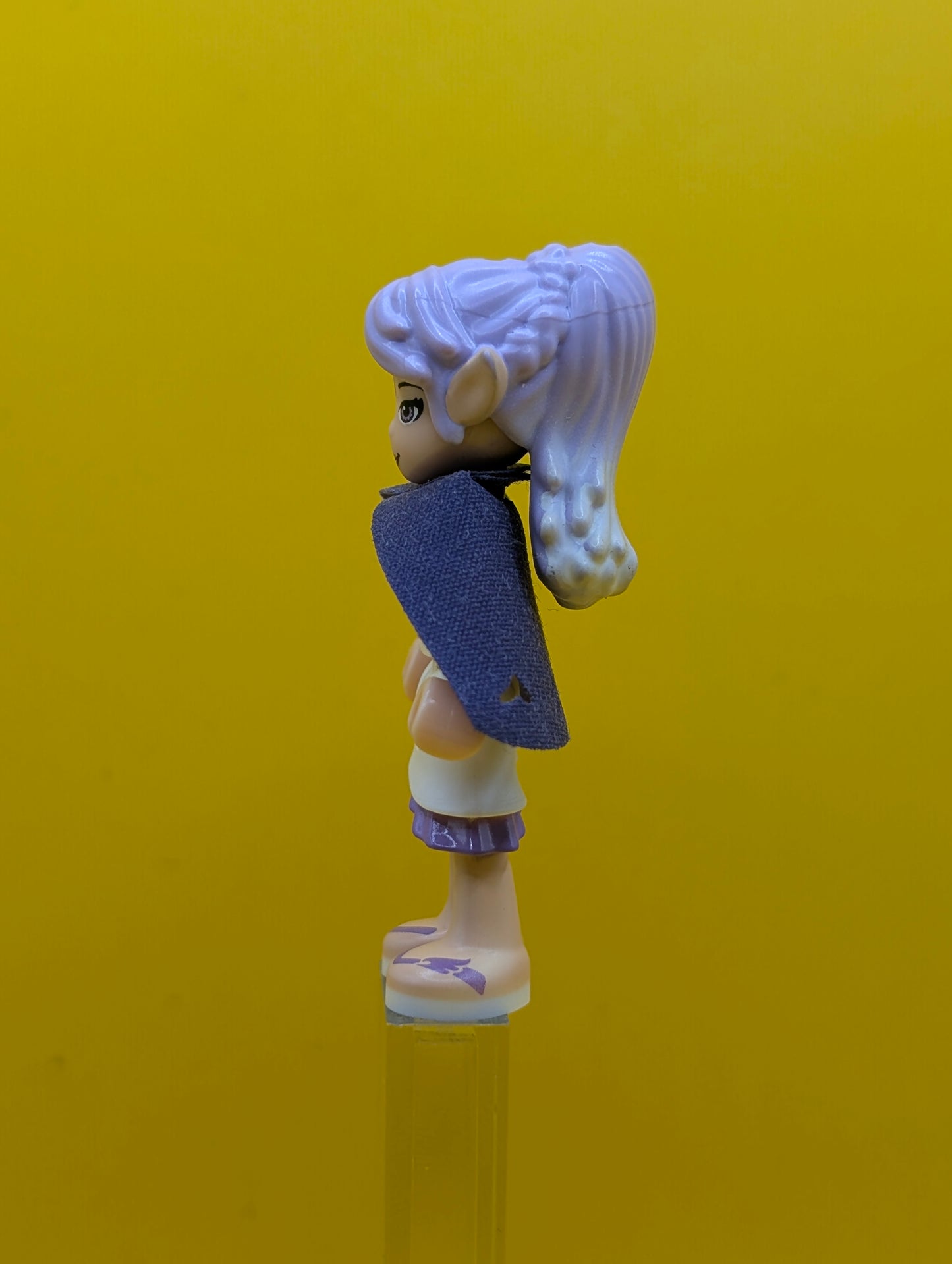 Aira Windwhistler elf008 Cape Elves Lego Minifigure