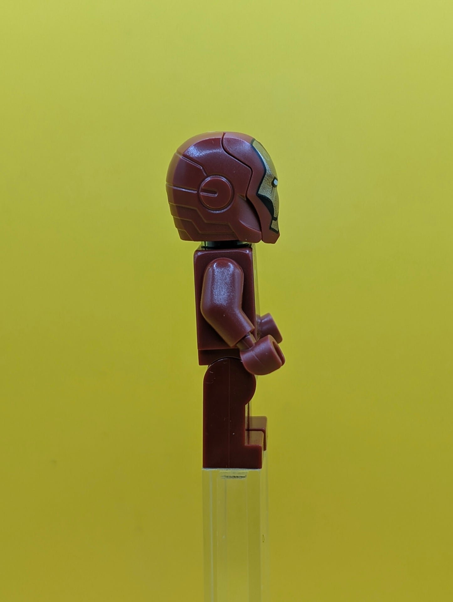 Iron Man sh0923 Mark 6 Armor, Large Helmet Visor, Battle Damage Marvel Lego Minifigure
