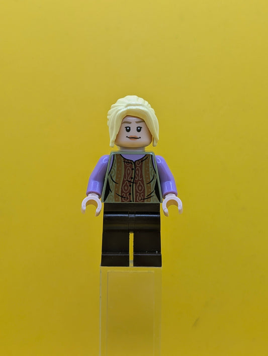 Phoebe Buffay idea061 Ideas Lego Minifigure