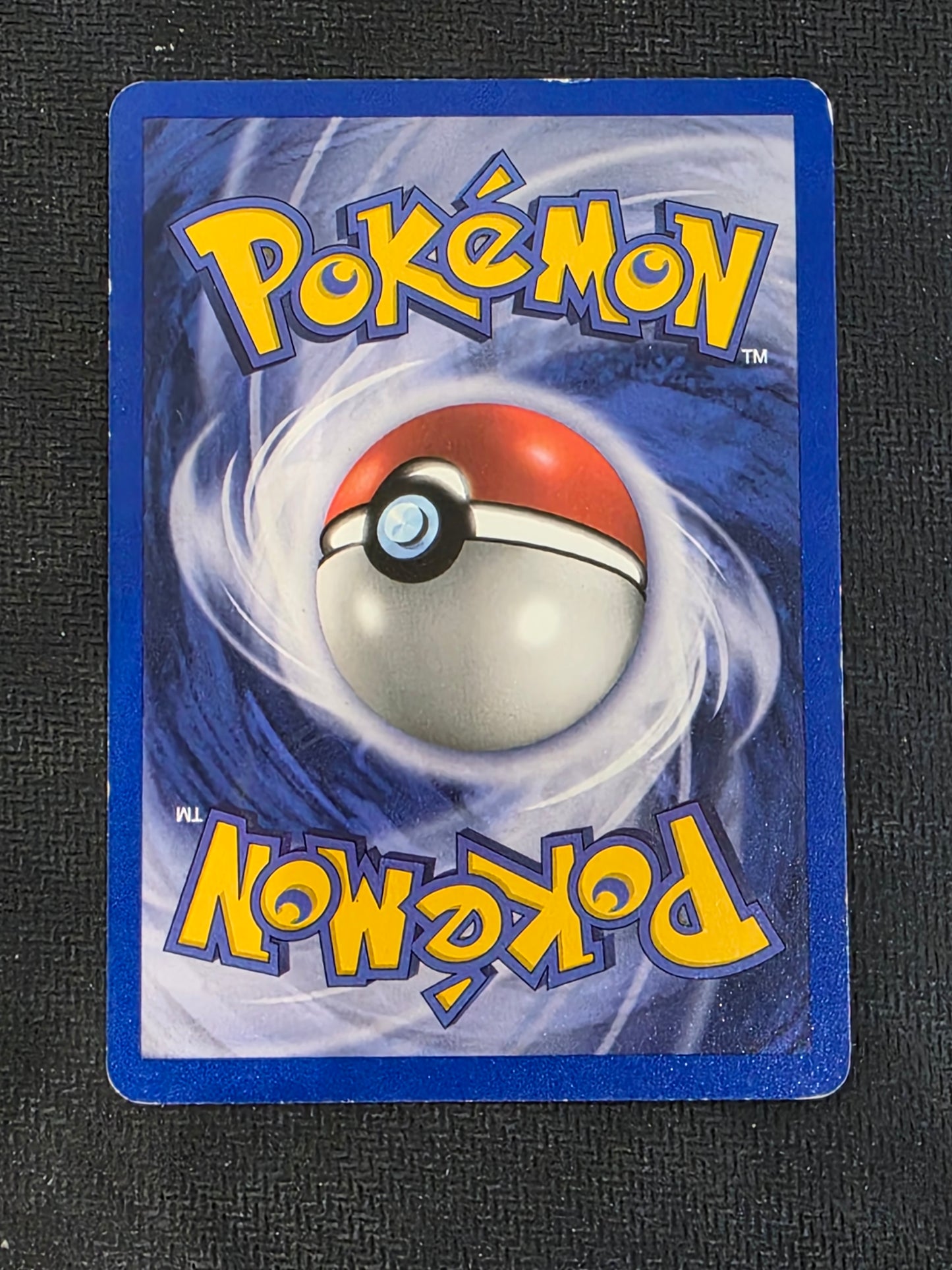 #12/132 Rocket's Moltres Gym Heroes