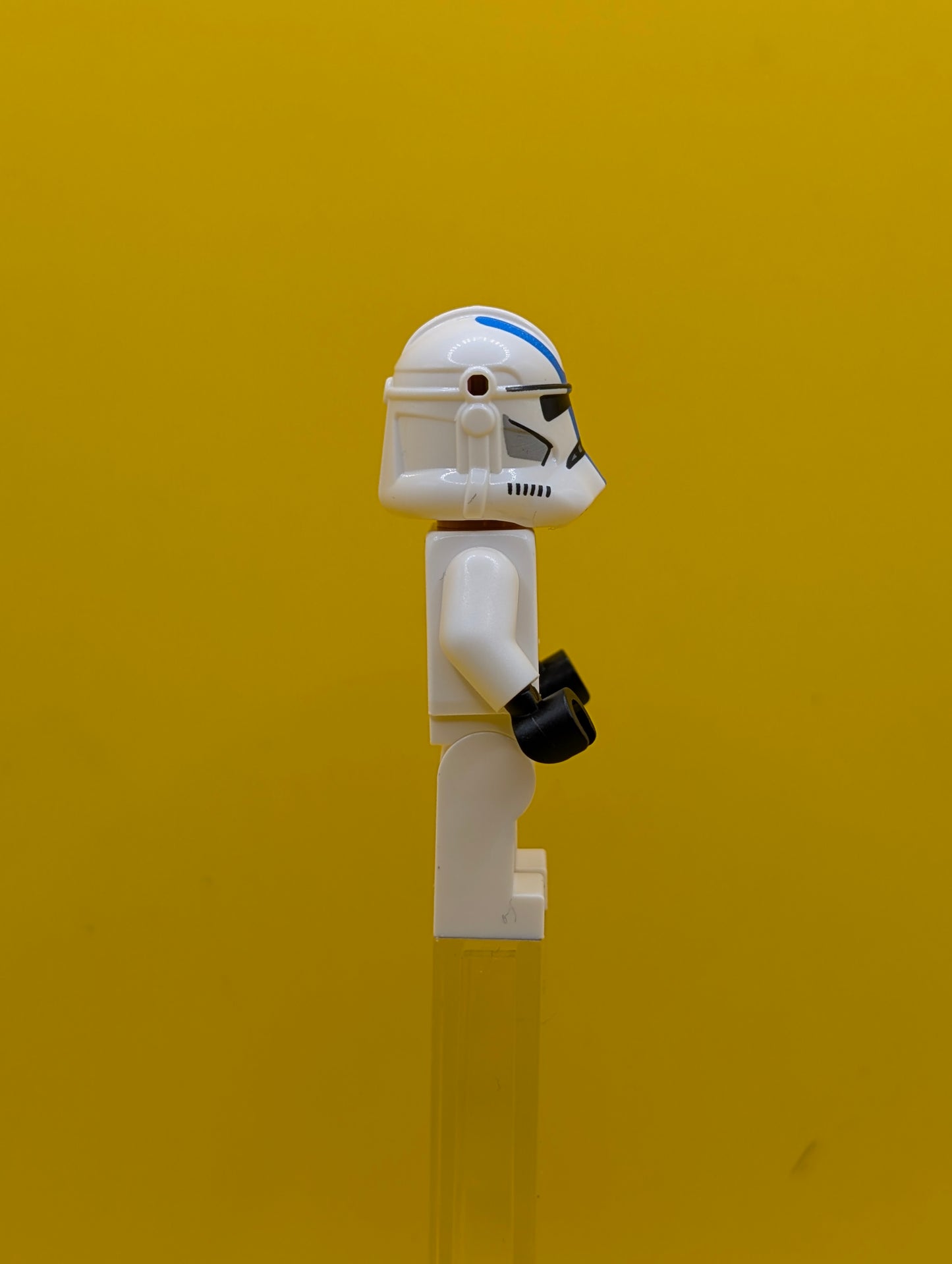 Clone Trooper sw1337 501st Legion (Phase 2) - White Arms, Nougat Head, Helmet with Holes Star Wars Lego Minifigure