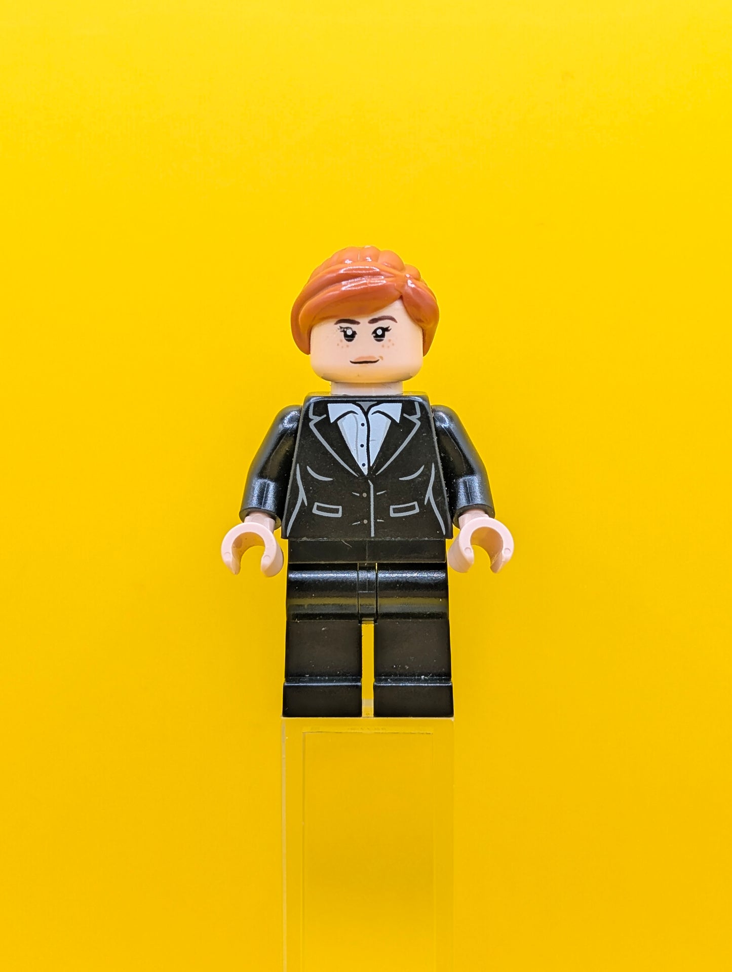 Pepper Potts sh0740 Black Suit, Dark Orange Ponytail Marvel Lego Minifigure