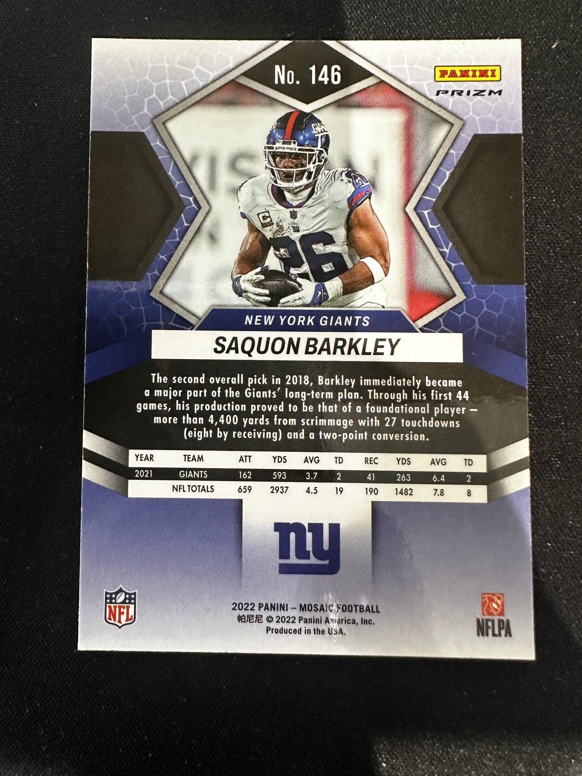 #146 Saquon Barkley 2022 Panini Mosaic New York Giants sports Sparkle Red