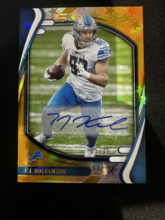 #10 T.J. Hockenson 2021 Panini Absolute /10 Detroit Lions Signatures Gold Stars