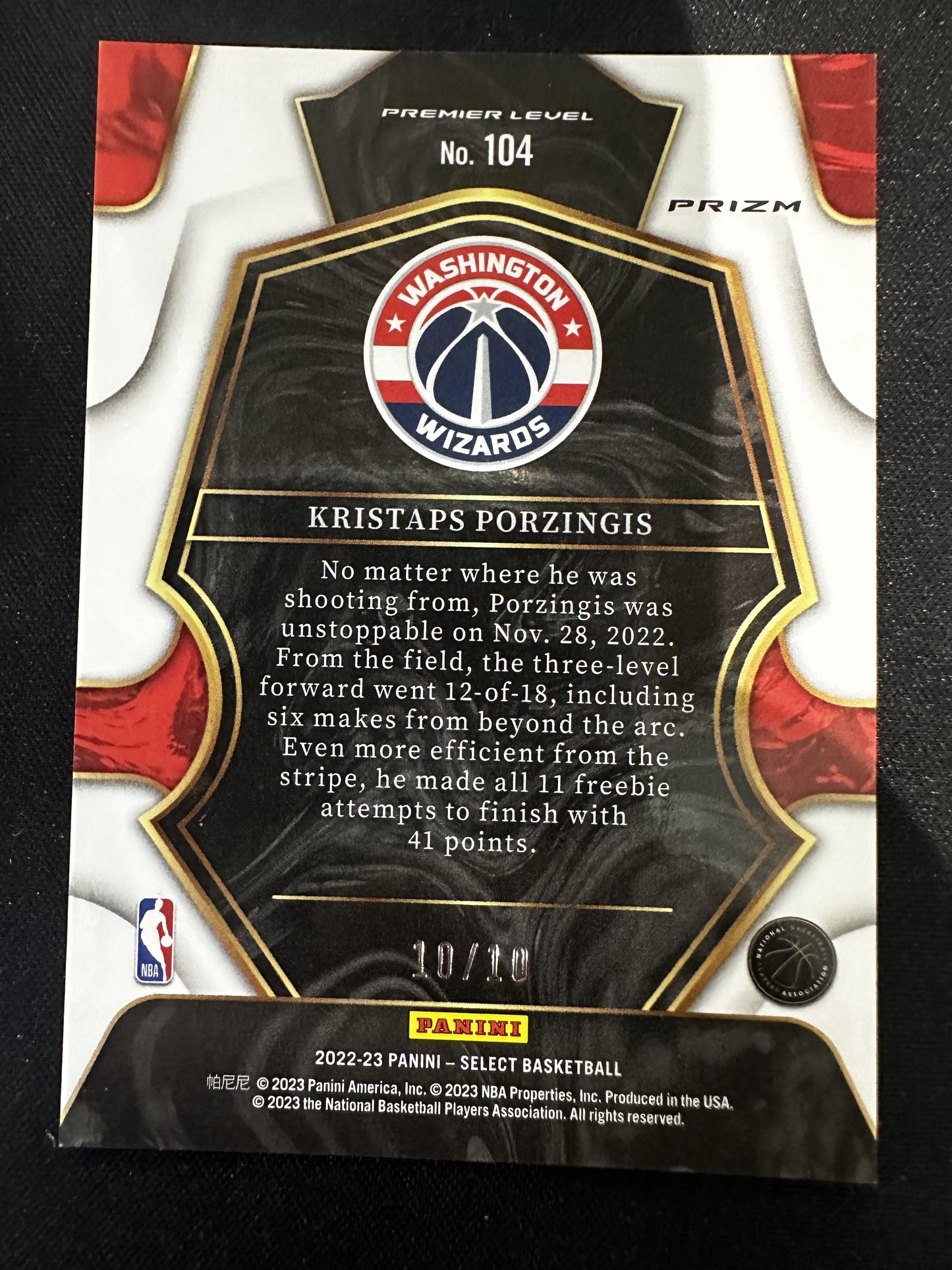 #104 Kristaps Porzingis 2022-23 Panini Select SN /10 Wizards Gold Flash Prizms