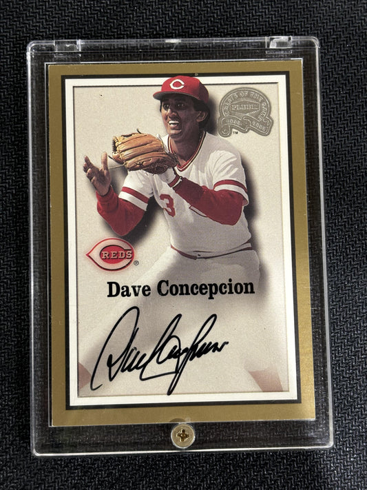 #46 Dave Concepcion 2000 Fleer Greats of the Game Cincinnati Reds sports