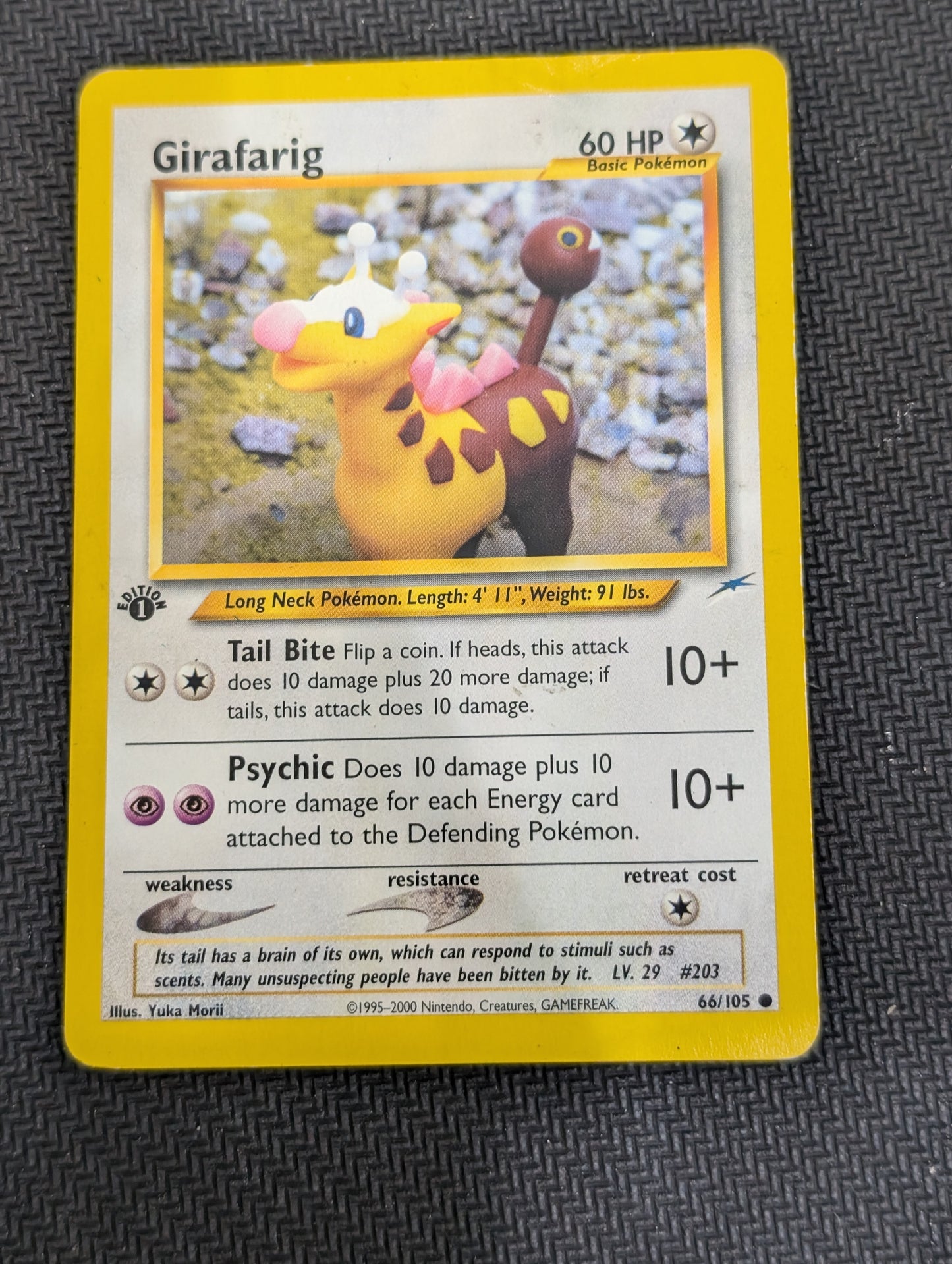 #066/105 Girafarig Neo Destiny