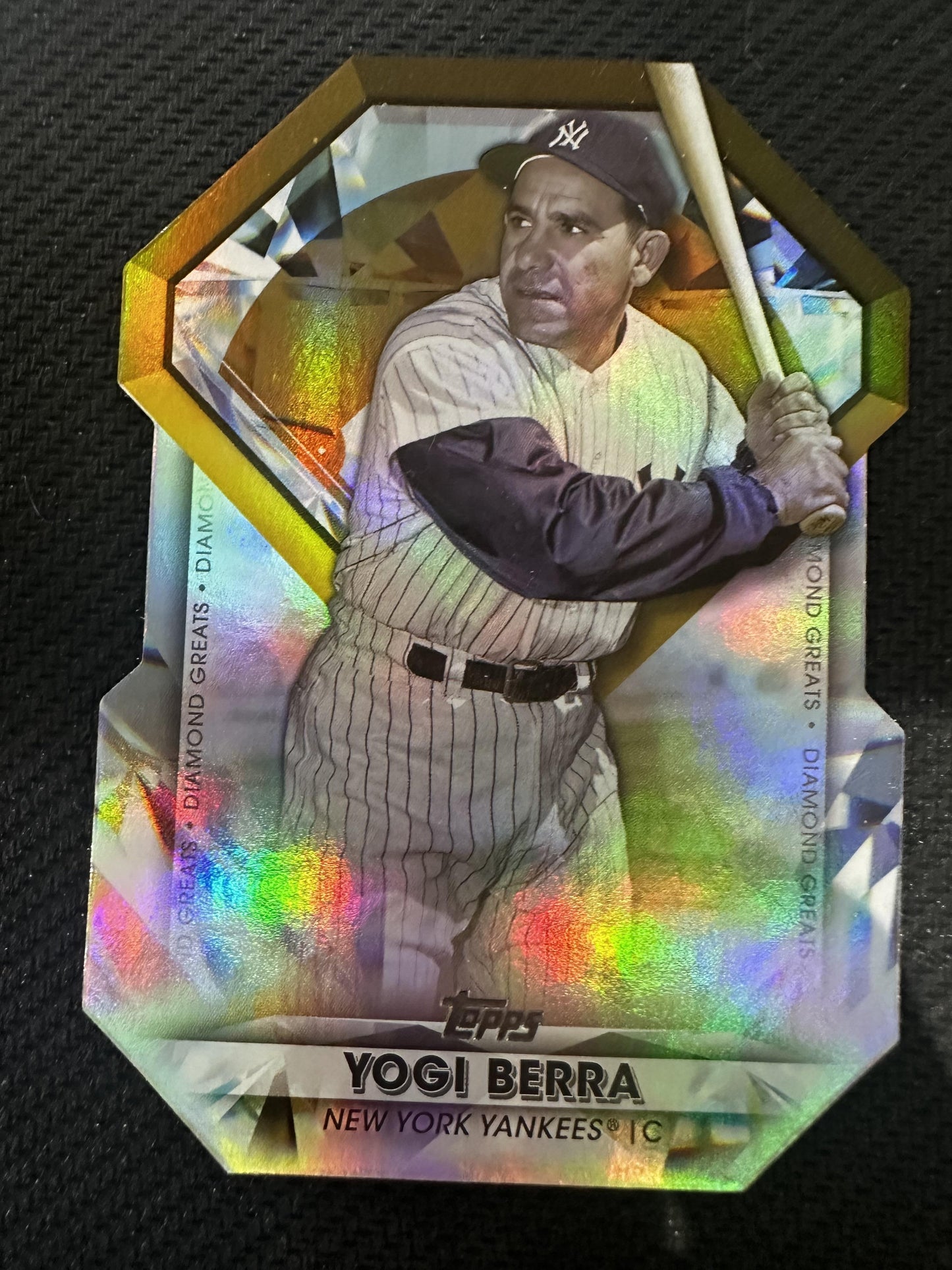 2022 Topps Chrome Update #DGC-40 Yogi Berra Diamond Greats Die Cuts