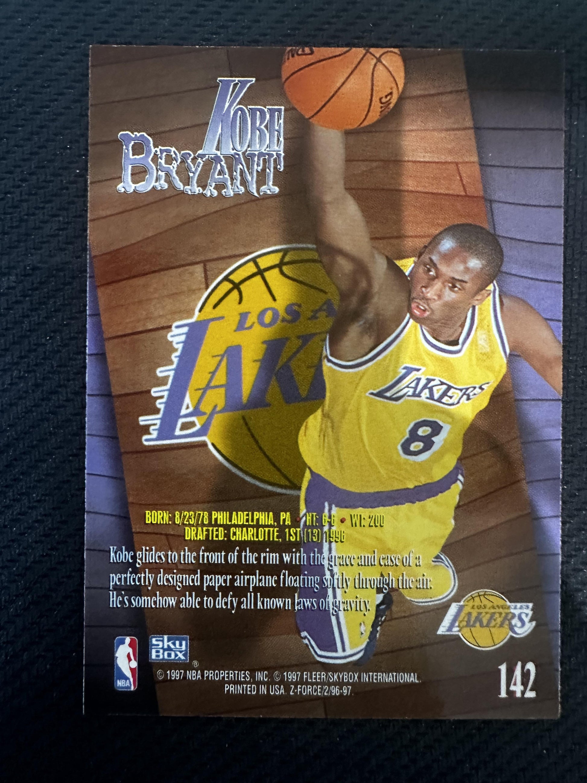 #142 Kobe Bryant 1996-97 SkyBox Z-Force RC Rookie Los Angeles Lakers sports