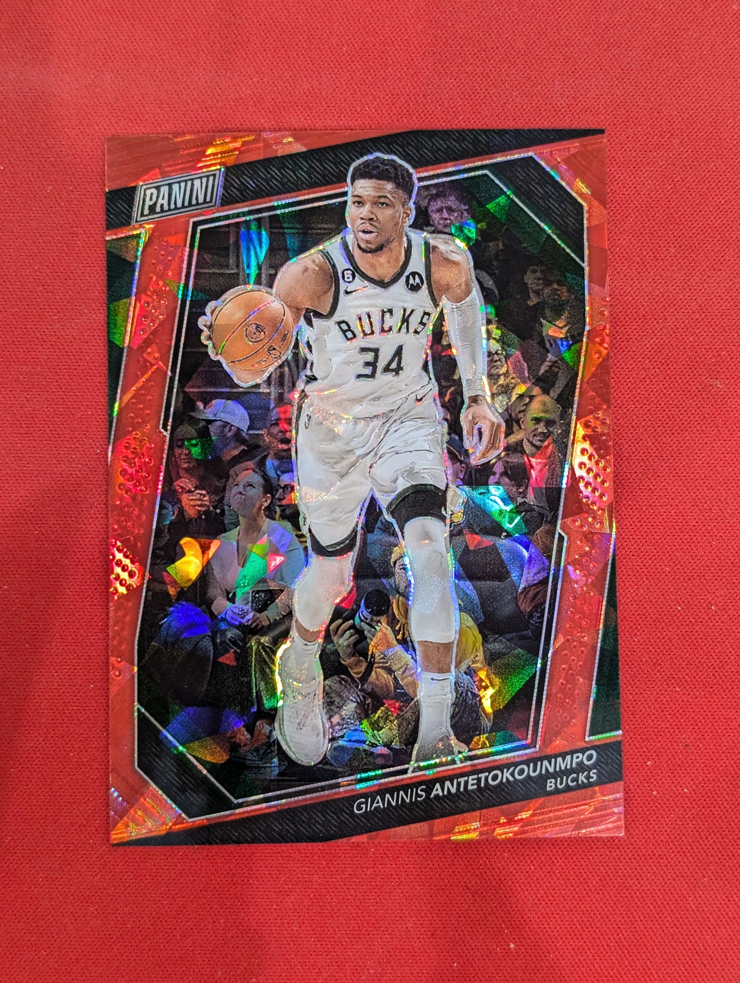 #27 Giannis Antetokounmpo 2023 Panini National VIP /199 Bucks Red Sparkle