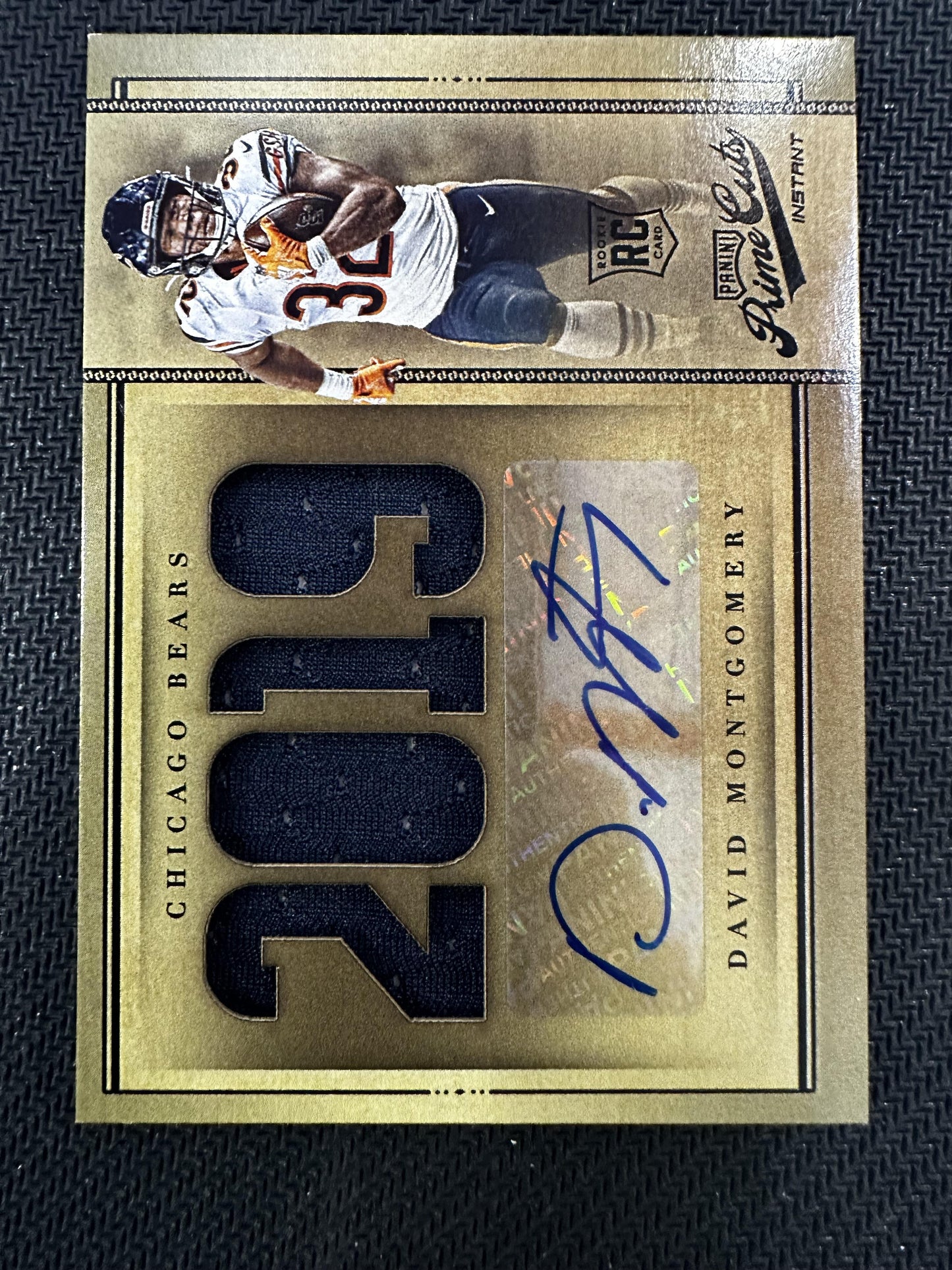 #PC-22 David Montgomery 2019 Panini Instant NFL Auto /10 Bears Prime Cuts