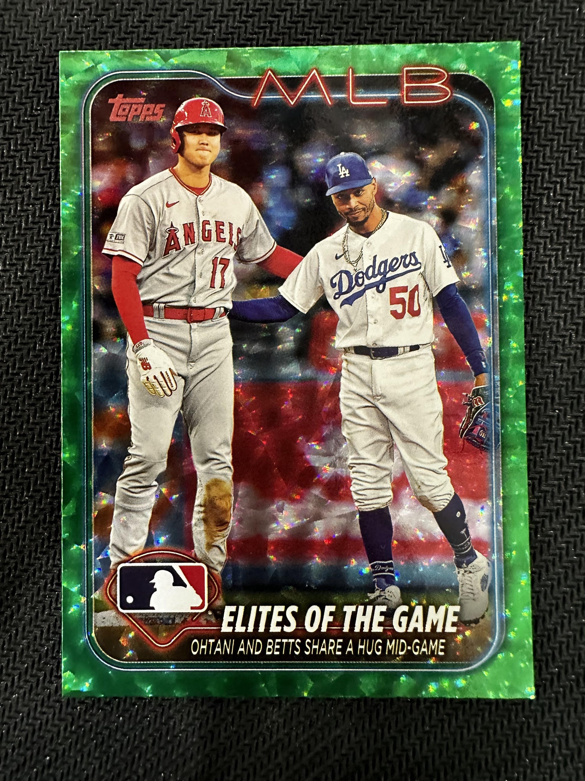 #138 Elites of the Game: Ohtani and Betts 2024 Topps /499 Green Crackle Foil