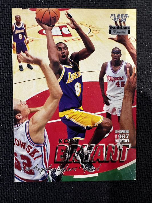 #50 Kobe Bryant 1997-98 Fleer Los Angeles Lakers sports Traditions Crystal