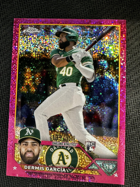 #183 Dermis García 2023 Topps Chrome /350 Athletics Magenta Speckle Refractor