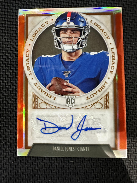 #205 Daniel Jones 2019 Panini Chronicles Auto /25 Giants Signatures Orange