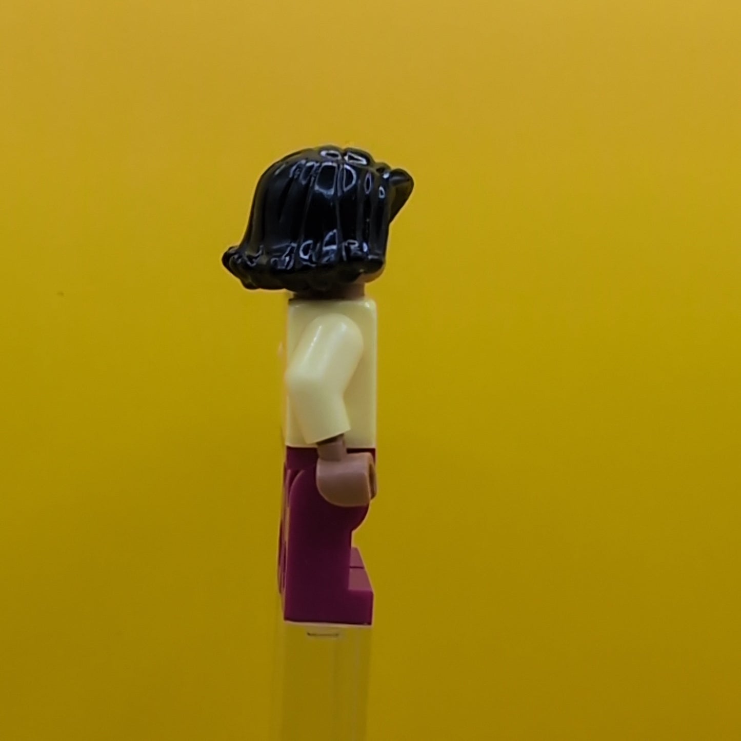 Kelly Kapoor idea117 Minifigure Lego