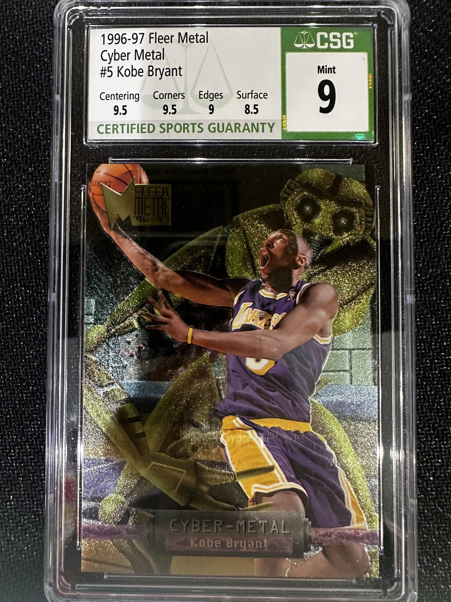 #5 Kobe Bryant 1996-97 Metal 8.5 Los Angeles Lakers NM-MT+ sports Cyber-Metal