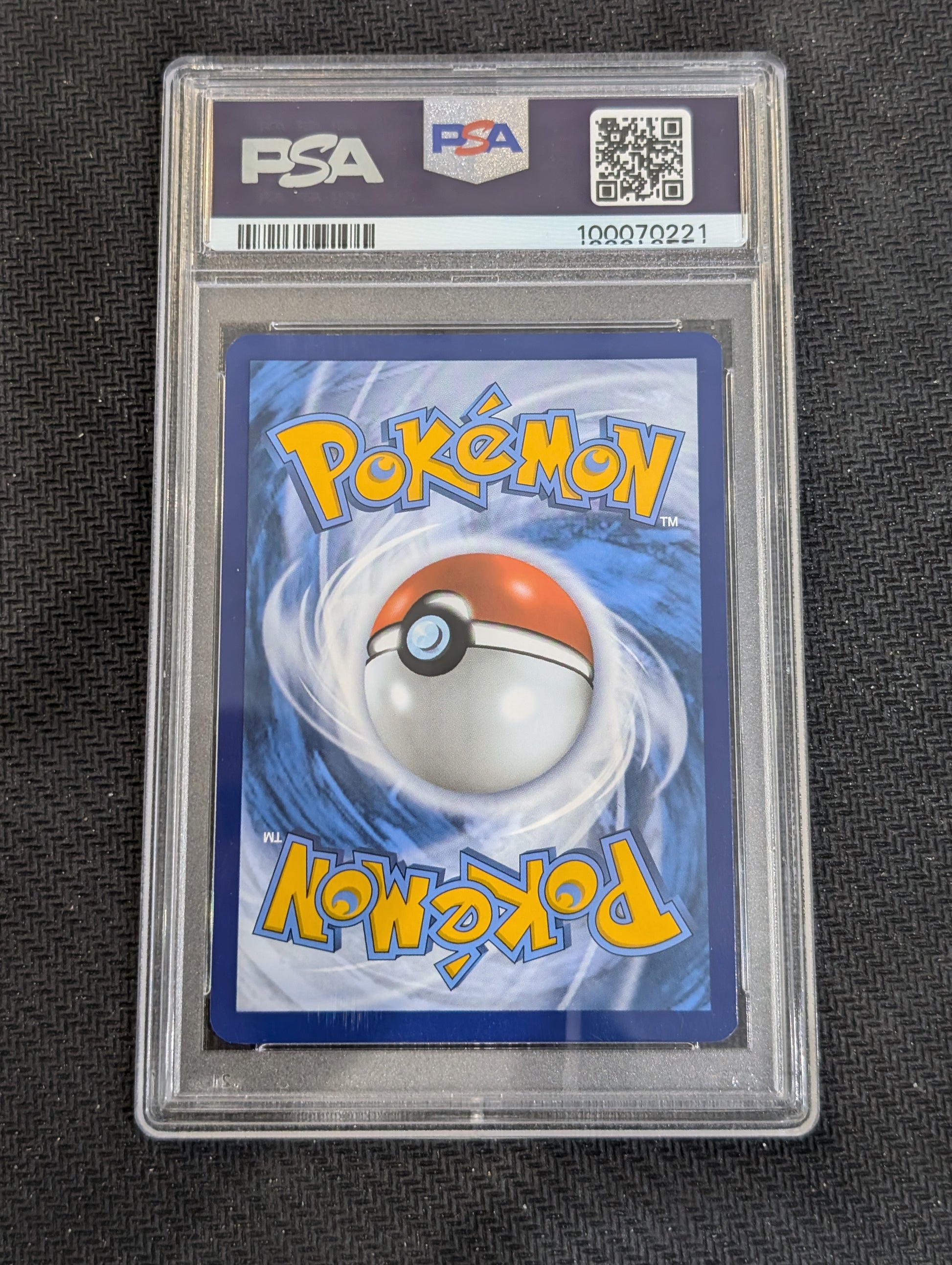 #166/165 Bulbasaur 151 PSA 8