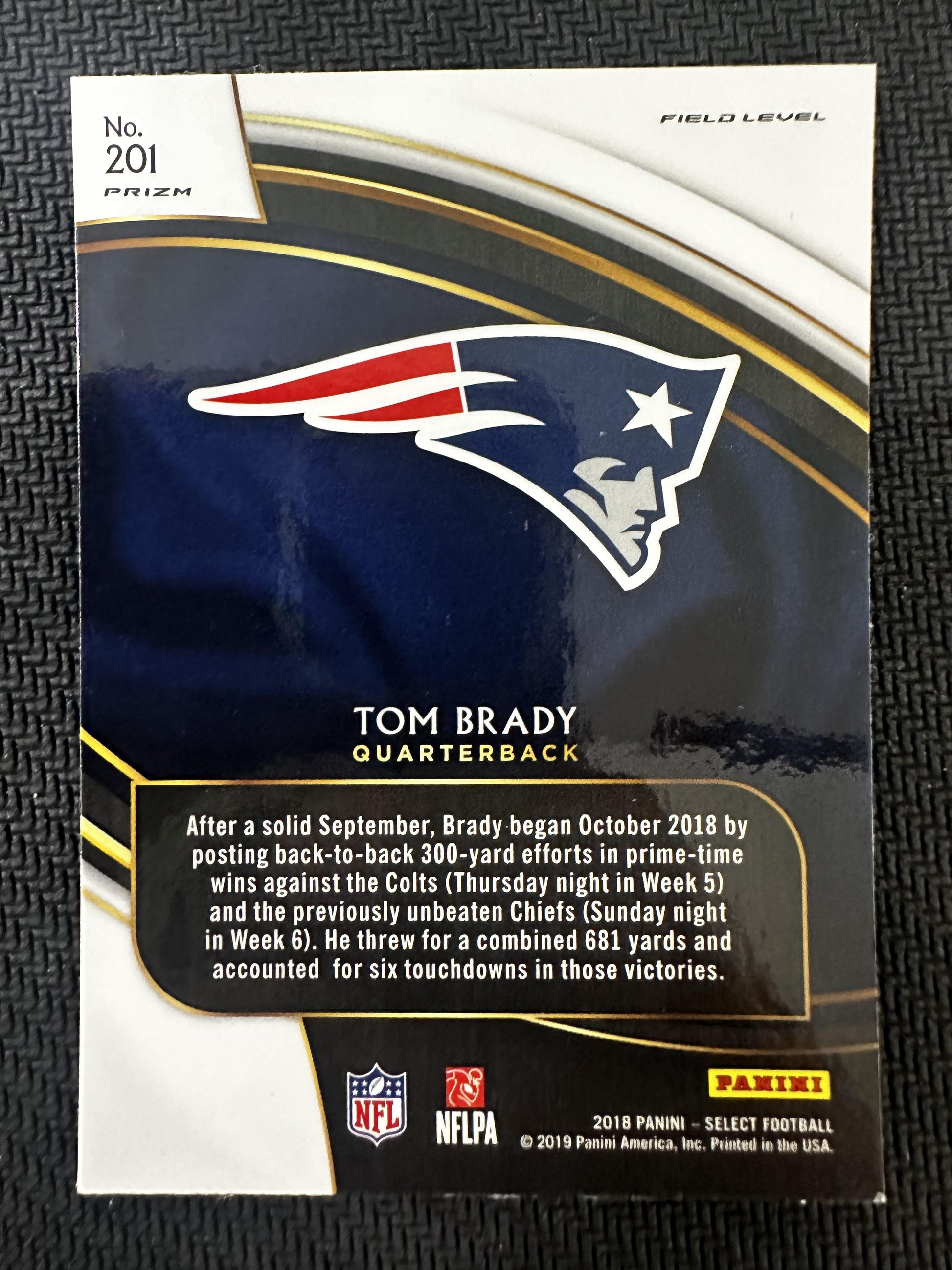 #201 Tom Brady 2018 Panini Select New England Patriots sports Silver Prizm