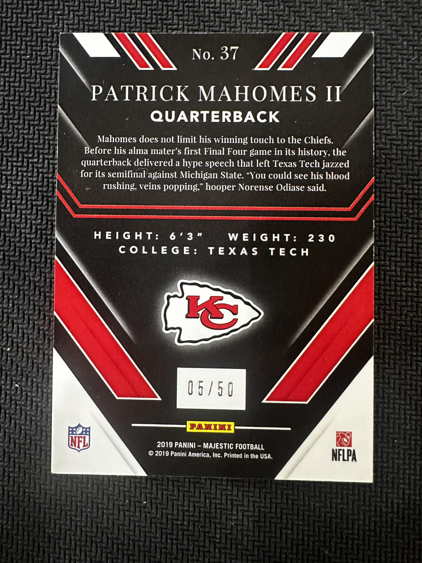 2019 Panini Majestic #37 Patrick Mahomes II Gold #/50