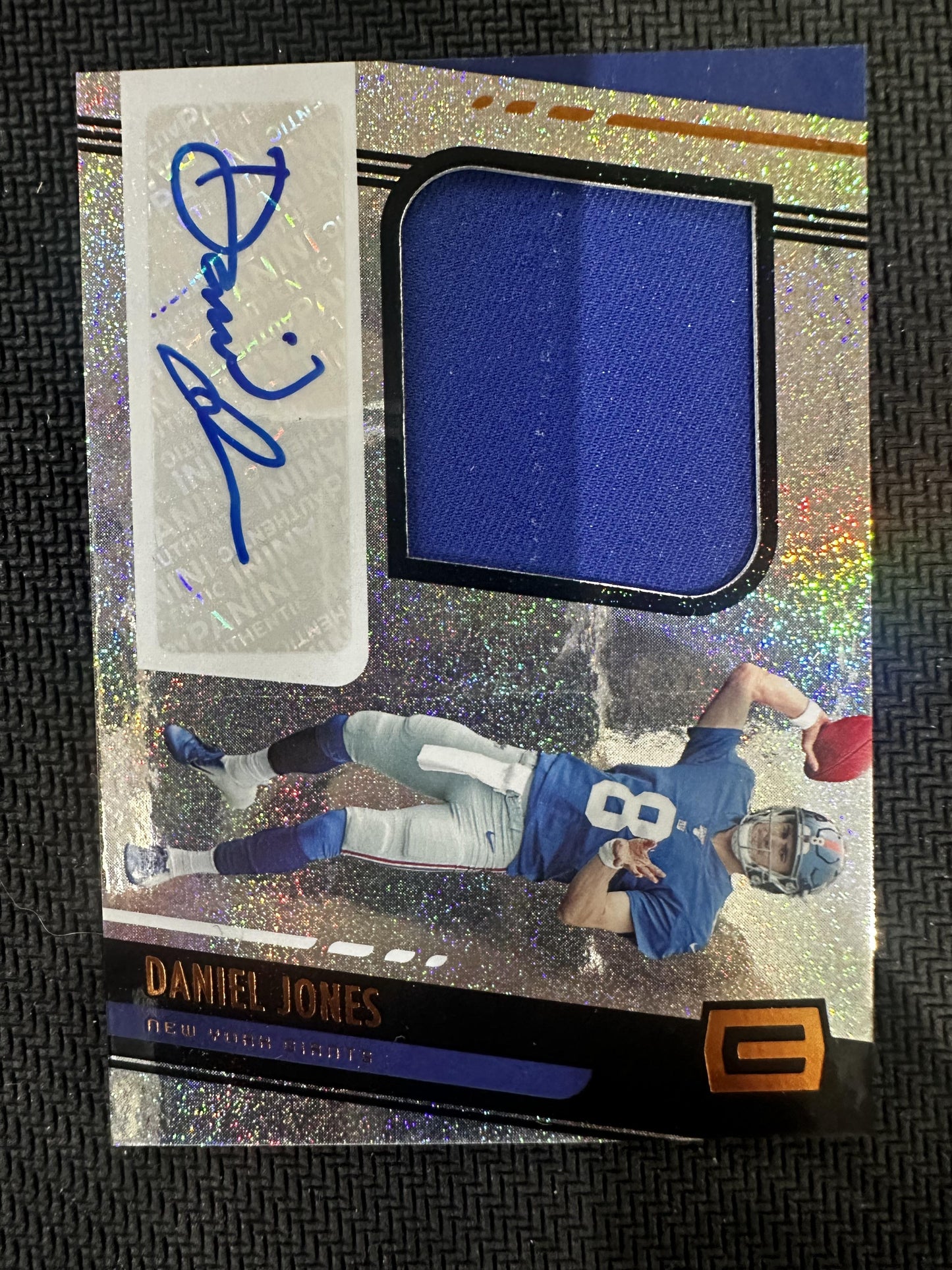 2019 Panini Unparalleled #303 Daniel Jones Rookie Jersey Autographs