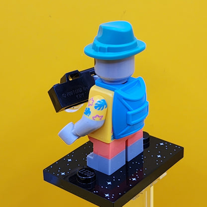 Alien Tourist Series 26 CMF Minifigure Lego (Complete Set, with stand and accessories) col26-3