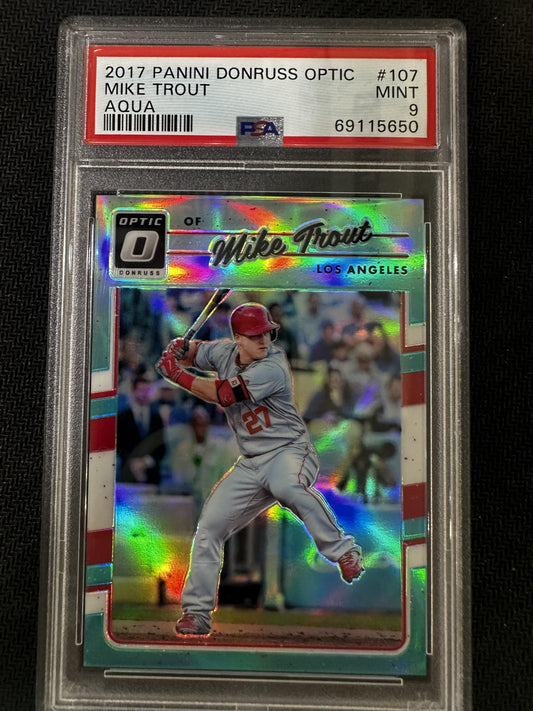 #107 Mike Trout 2017 Panini Donruss Optic 9 MT sports Aqua