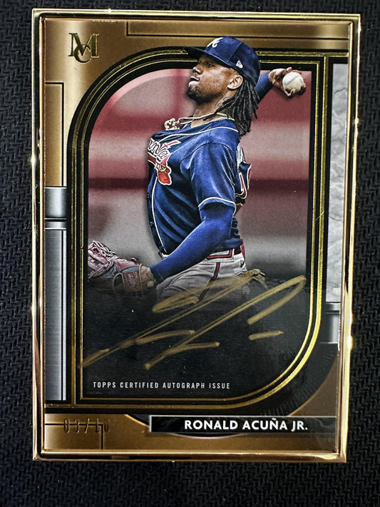 #MFA-RAJ Ronald Acuña Jr. 2021 Topps Museum Collection /10 Framed Auto Gold