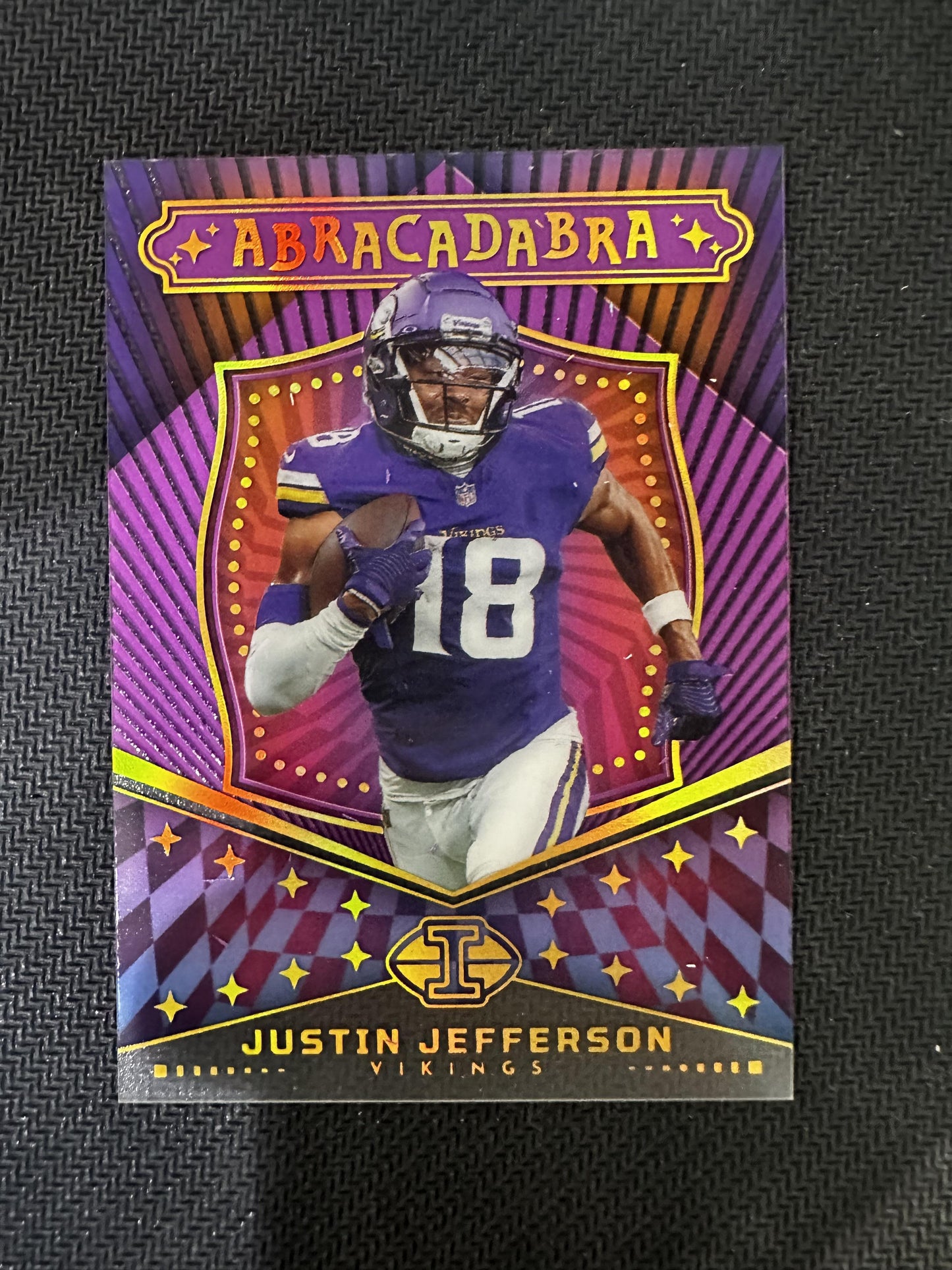 #15 Justin Jefferson 2024 Panini Illusions Abracadabra Purple /50