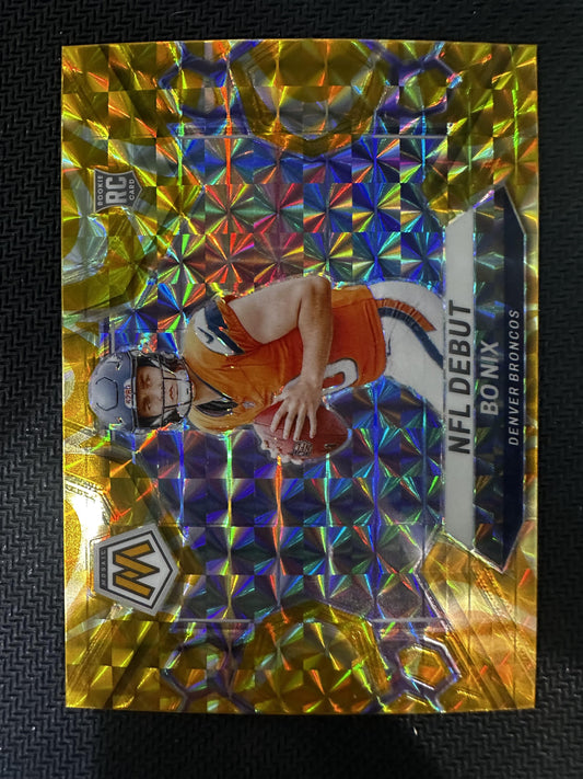 #271 Bo Nix 2024 Panini Mosaic Denver Broncos sports Mosaic Reactive Yellow