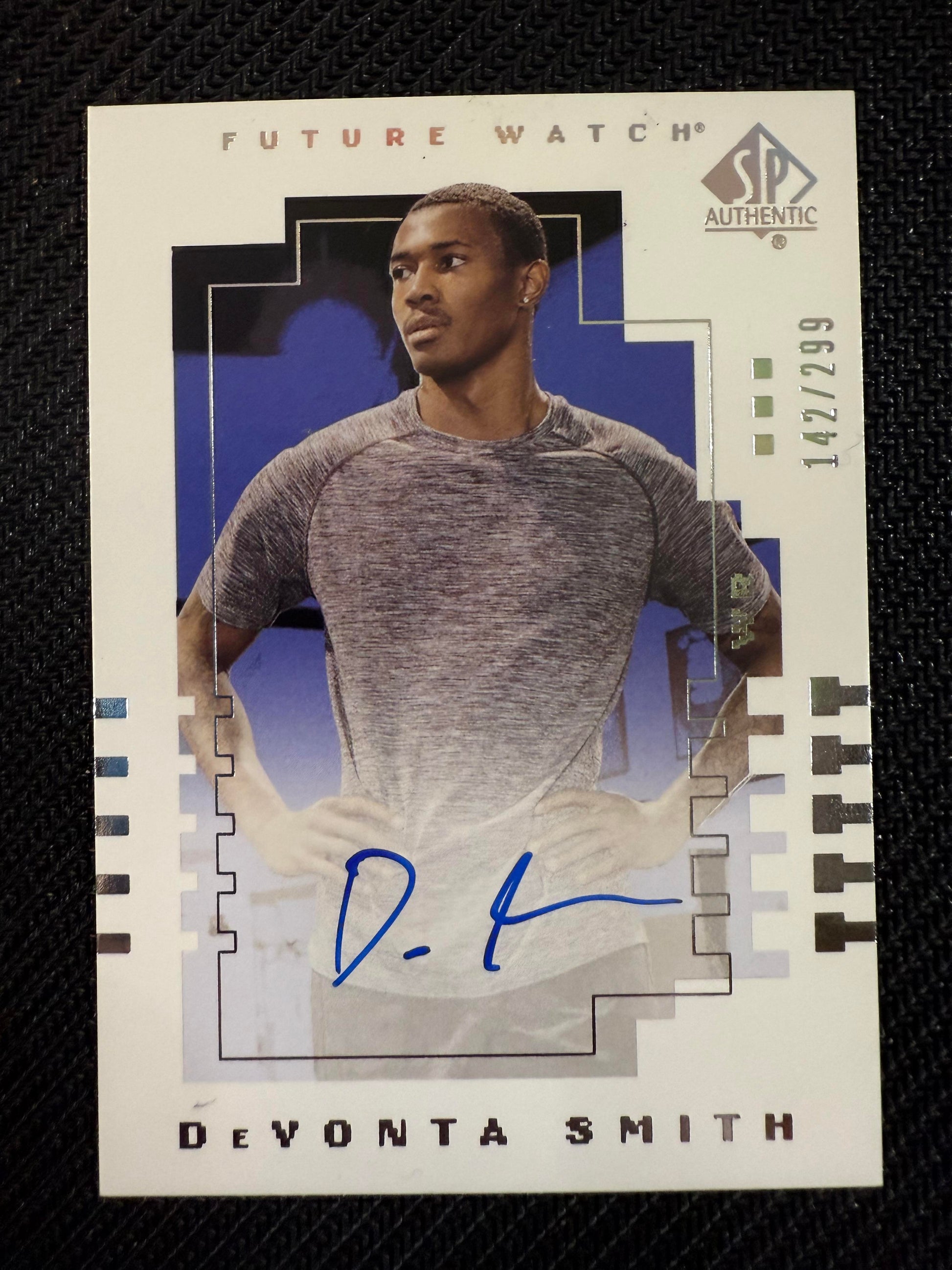 #00T-DS DeVonta Smith 2021 Upper Deck Goodwin Champions /299 SP Authentic Auto