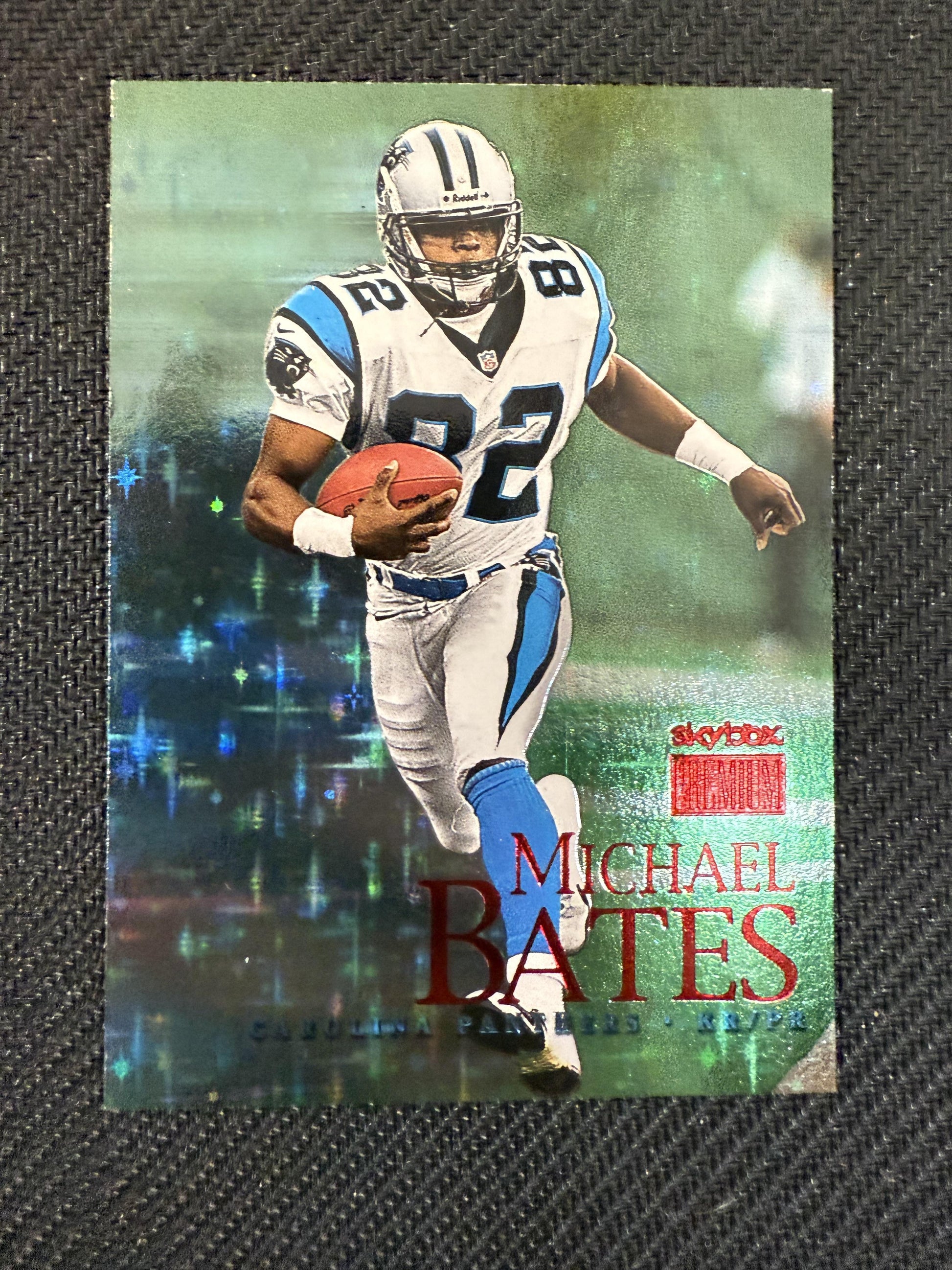 #33 Michael Bates 1999 SkyBox Premium /30 Carolina Panthers Shining Star Rubies