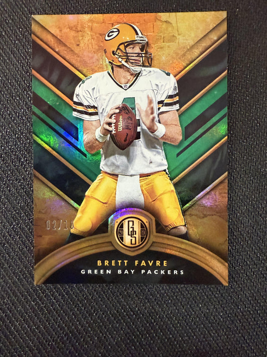 #121 Brett Favre 2019 Panini Gold Standard SN #/10 Green Bay Packers Emerald