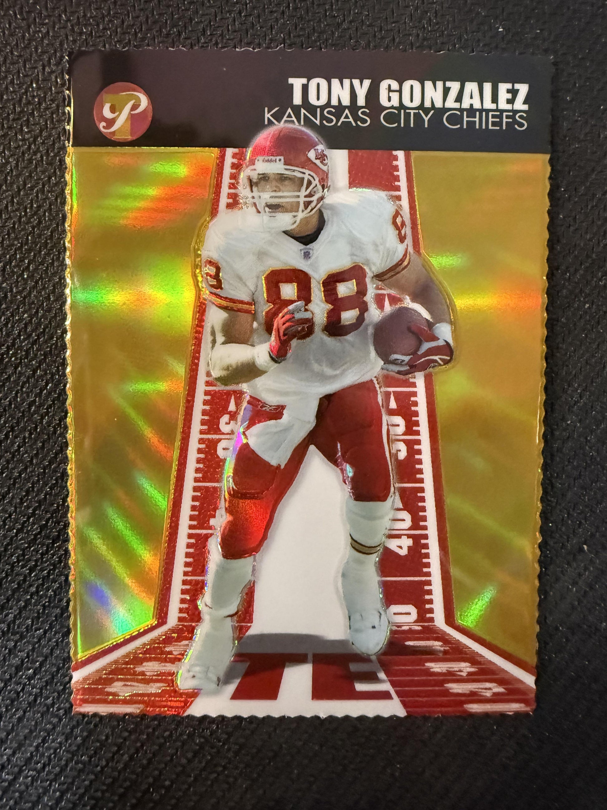 #2 Tony Gonzalez 2004 Topps Pristine SN #/99 Kansas City Chiefs Gold Refractors