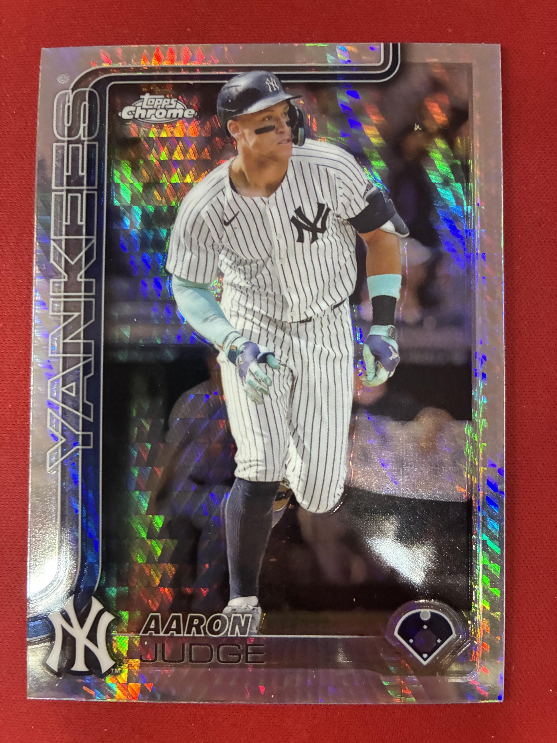 #99 Aaron Judge 2025 Topps Chrome New York Yankees sports Prism Refractors