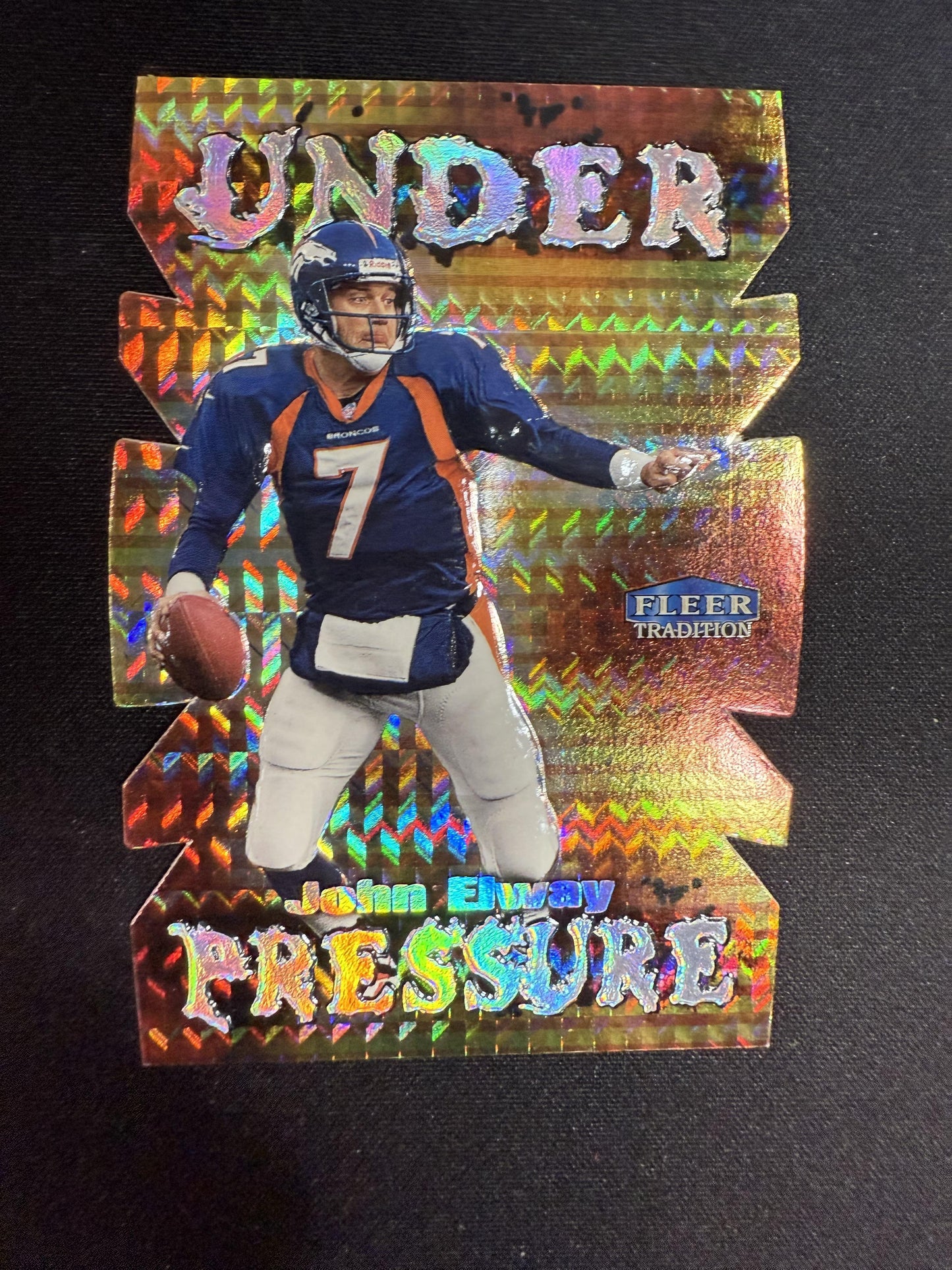 #4 UP John Elway 1999 Fleer Tradition Denver Broncos sports Under Pressure