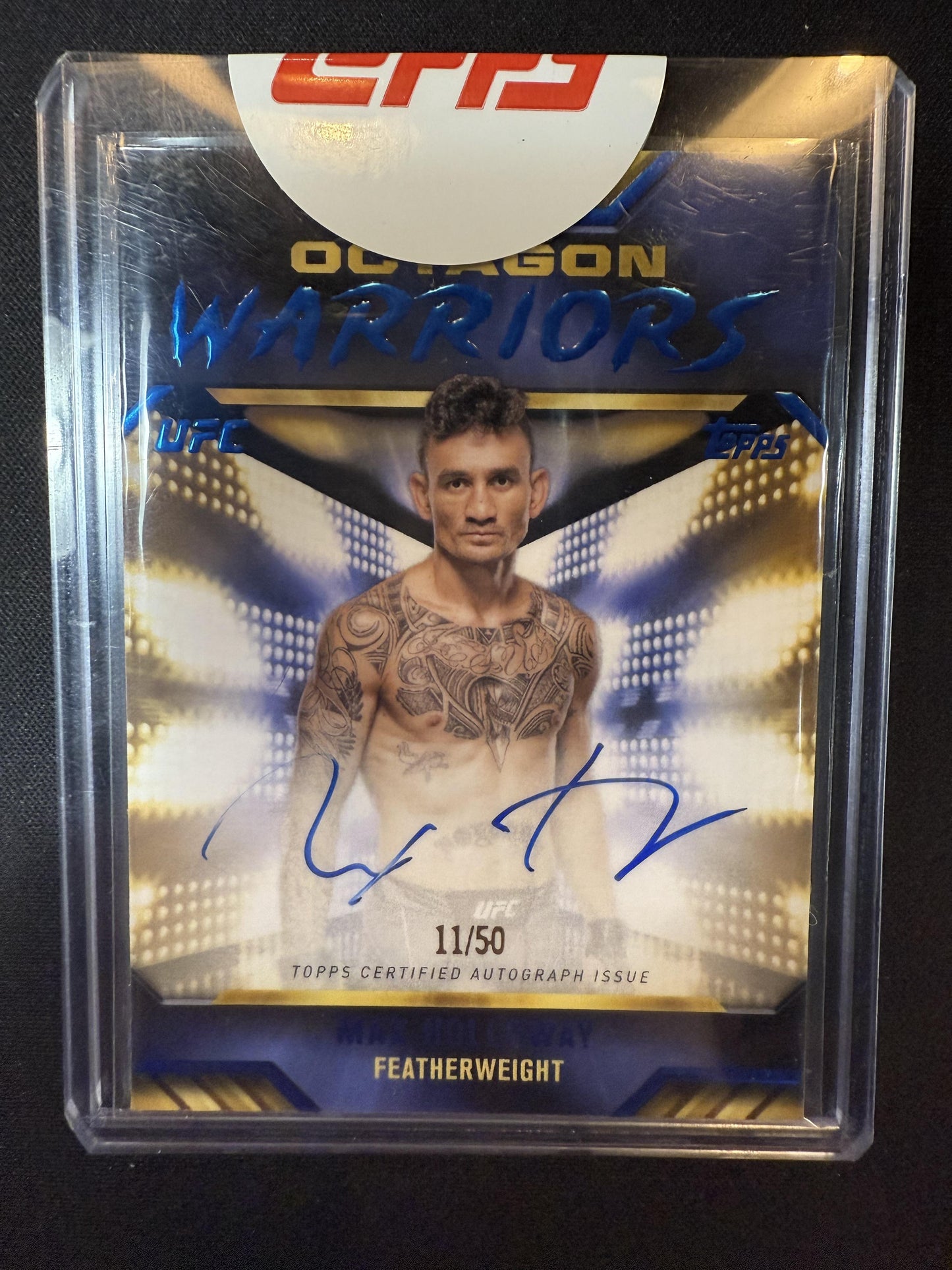 #OWA-MHY Max Holloway 2024 Topps Knockout UFC Auto /50 Octagon Warriors Blue