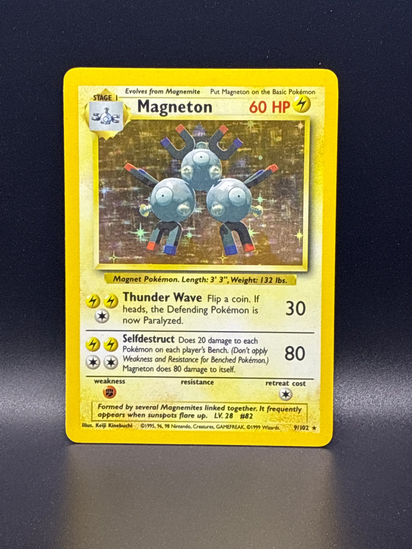 Magneton #9/102 - Base Set (Unlimited)