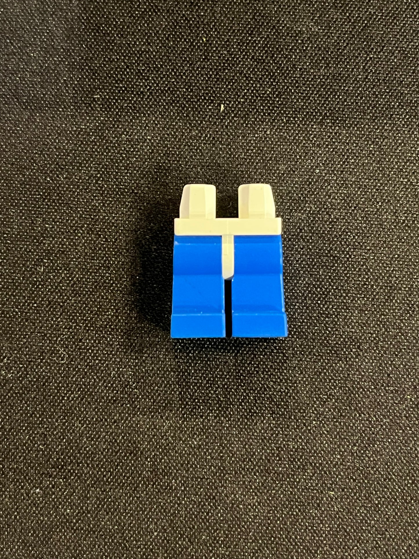 970c07 Hips and Blue Legs Lego Part