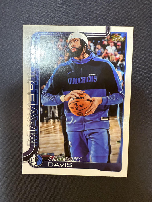 #169 Anthony Davis 2025-26 Topps Dallas Mavericks sports Golden Mirror